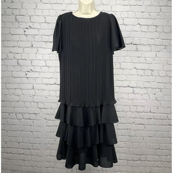 VTG Good Times Black Shift Dress Flutter Sleeve Flowy Stretch USA Made Size 9/10 - Picture 1 of 7